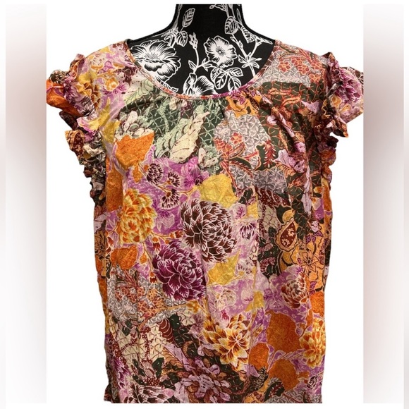 Terra & Sky Tops - Terra & Sky floral, ruffle, sleeved top 1X
